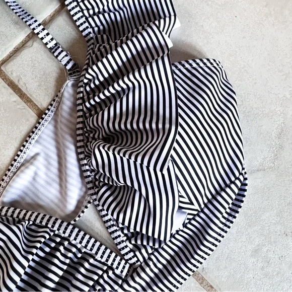 Temu • Bikini Top - Picture 2 of 3